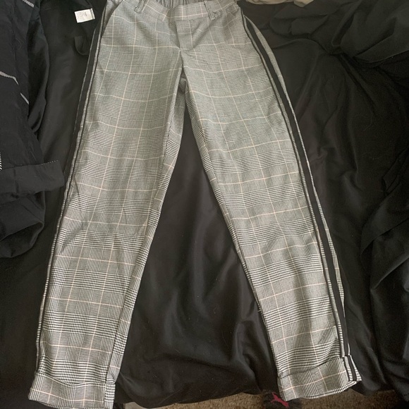 Set from sirens - Picture 2 of 3